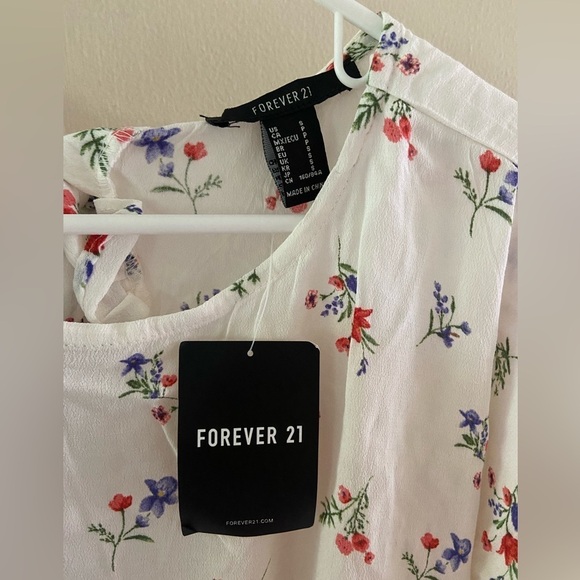 NWT Forever 21 Romper floral dress-like Small - Picture 6 of 8